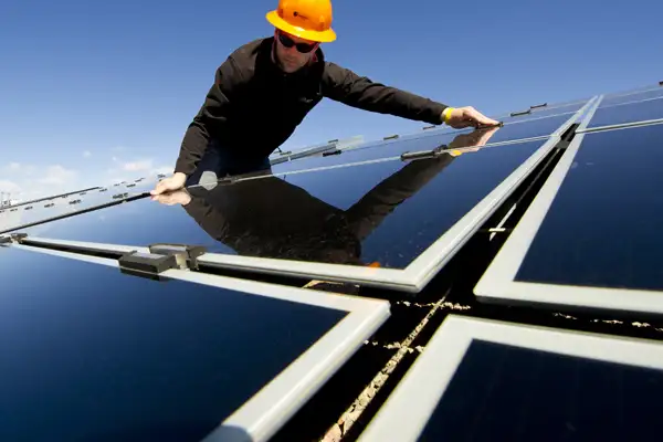 Solar EPC Contractor Manufacturers in Gujarat